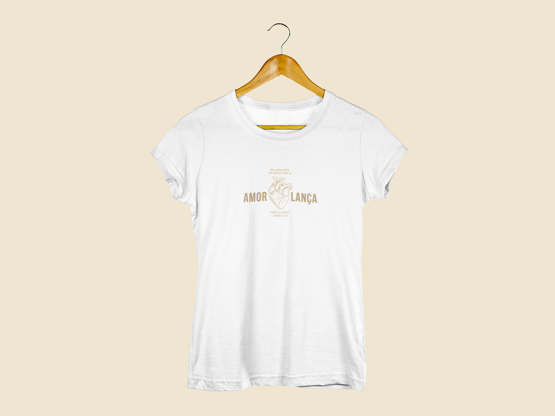 Camiseta Baby Look Cristã Feminina Amor Lança