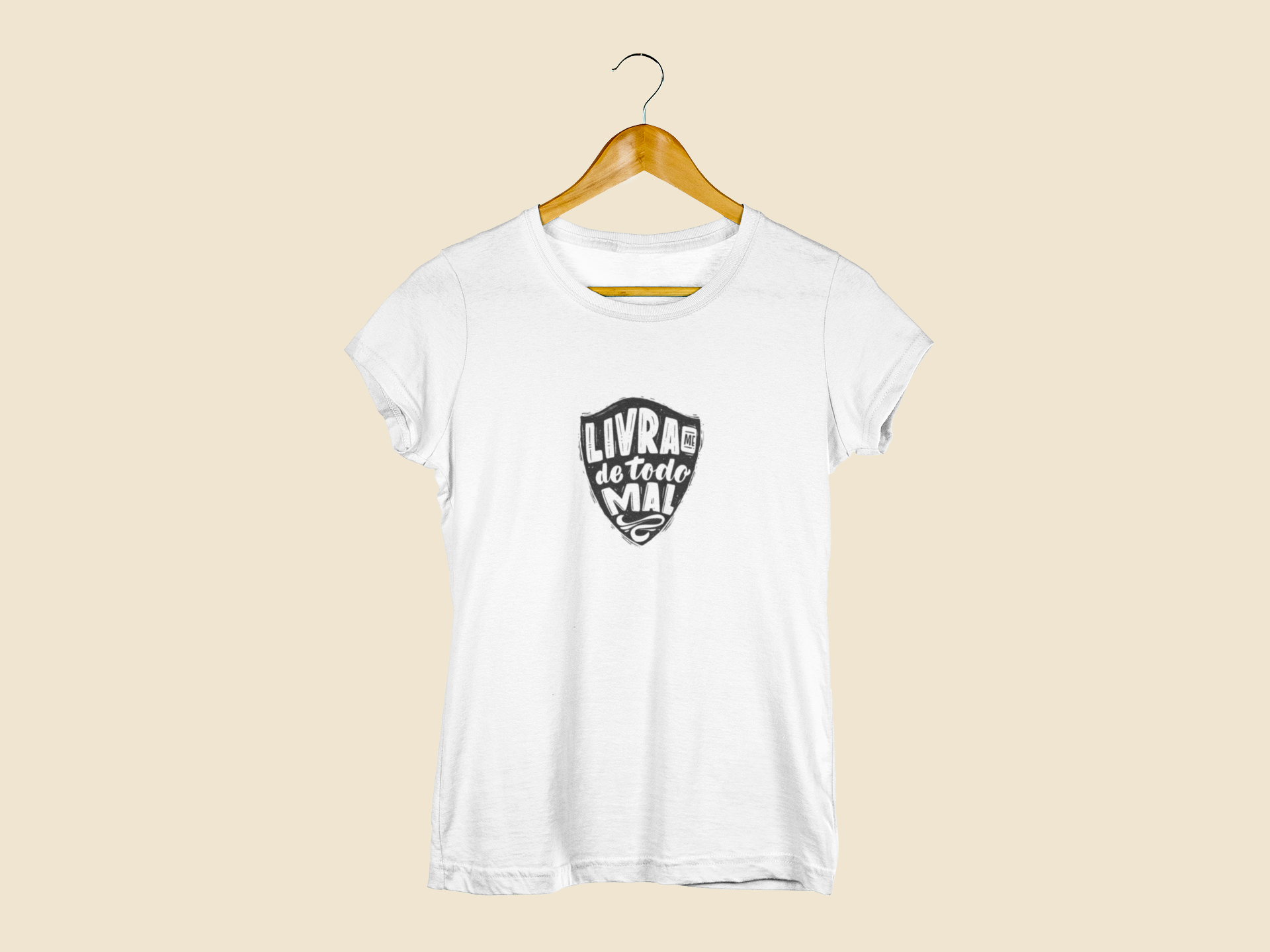 Camiseta Baby Look Cristã Feminina Livrai de Todo Mal